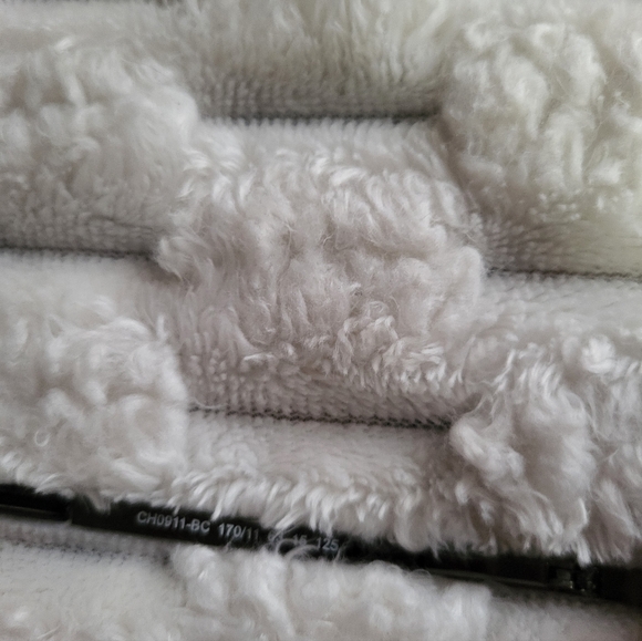 Elegant Sunglasses - Picture 4 of 6